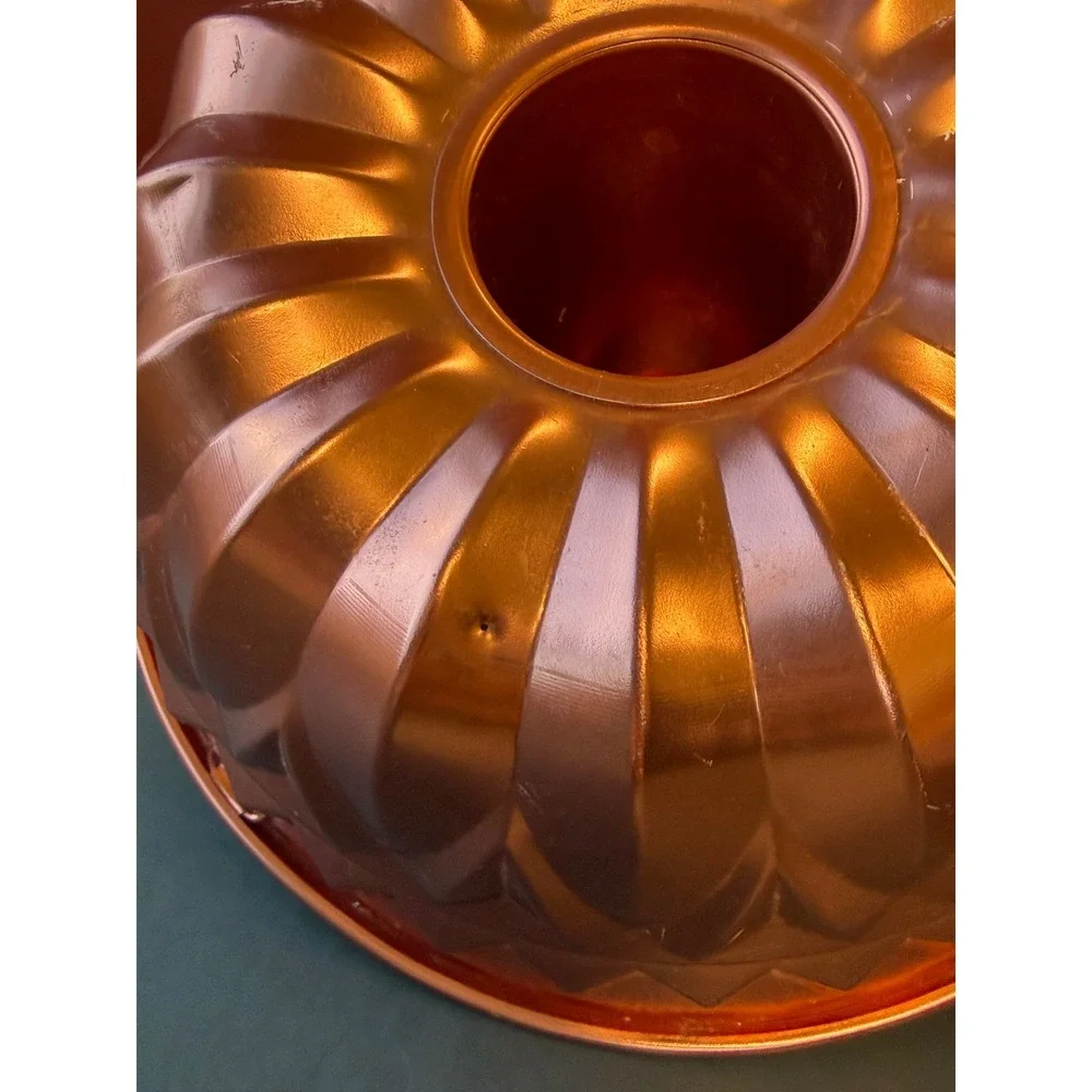 Vintage Coppe Bundt Cake Pan Geometric Floral Mold 9 Inch